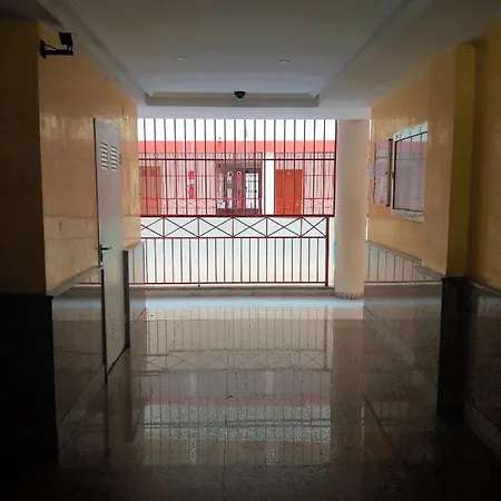 아파트 Flat -10 From Beach -2 Bedroom-balcony *