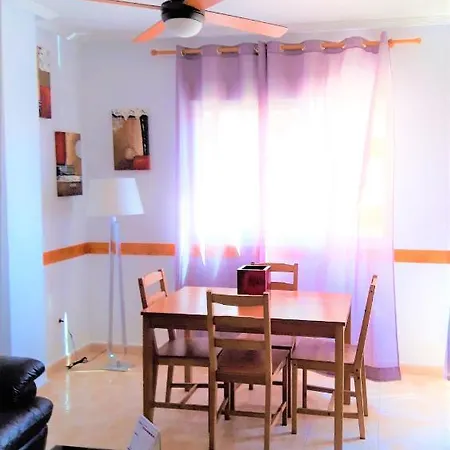 아파트 Flat -10 From Beach -2 Bedroom-balcony