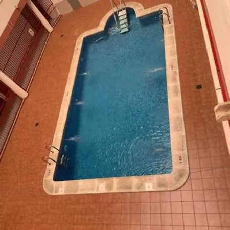 아파트 Flat -10 From Beach -2 Bedroom-balcony